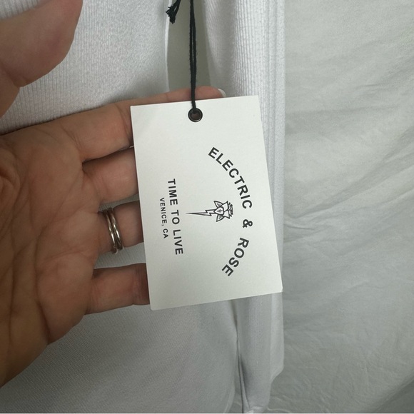 Electric & Rose Vanessa White Ribbed Turtleneck Sweater Made in USA  Size M  NWT - Picture 3 of 12